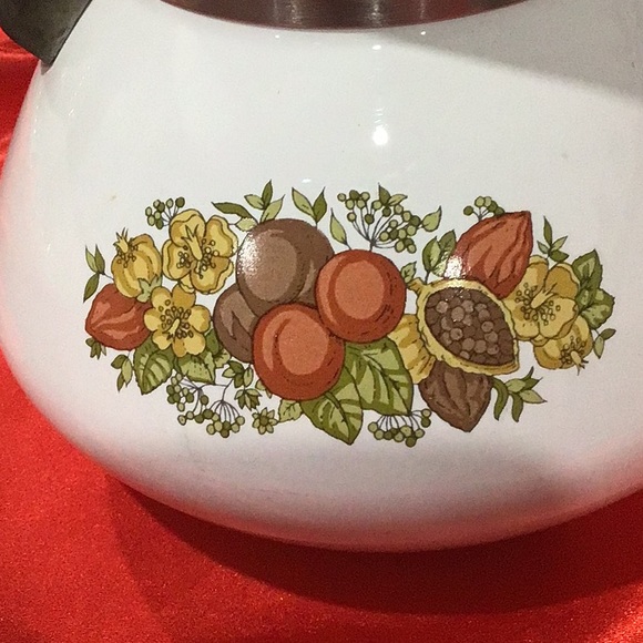 Corningware teapot - Picture 4 of 4